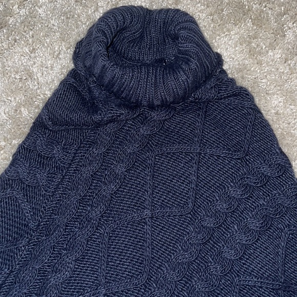 Forever 21 Cowl Neck Knit Fringe Poncho - Picture 3 of 7